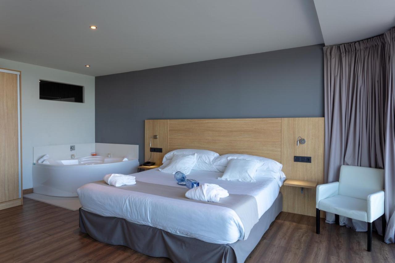 Hotel Astuy Isla Plana Εξωτερικό φωτογραφία